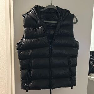 Banana Republic puffer vest small